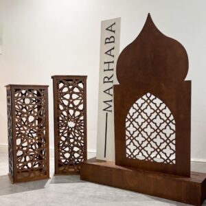 Leuke welkomstbord backdrop Arabisch met blok